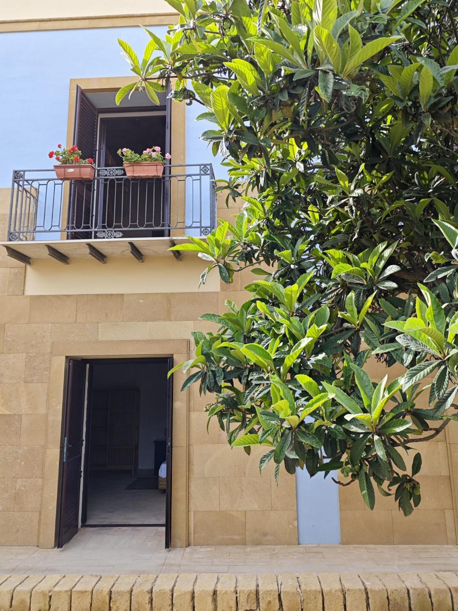 Villa Amoroso - Ospitalita Mediterranea Αγκριτζέντο Εξωτερικό φωτογραφία